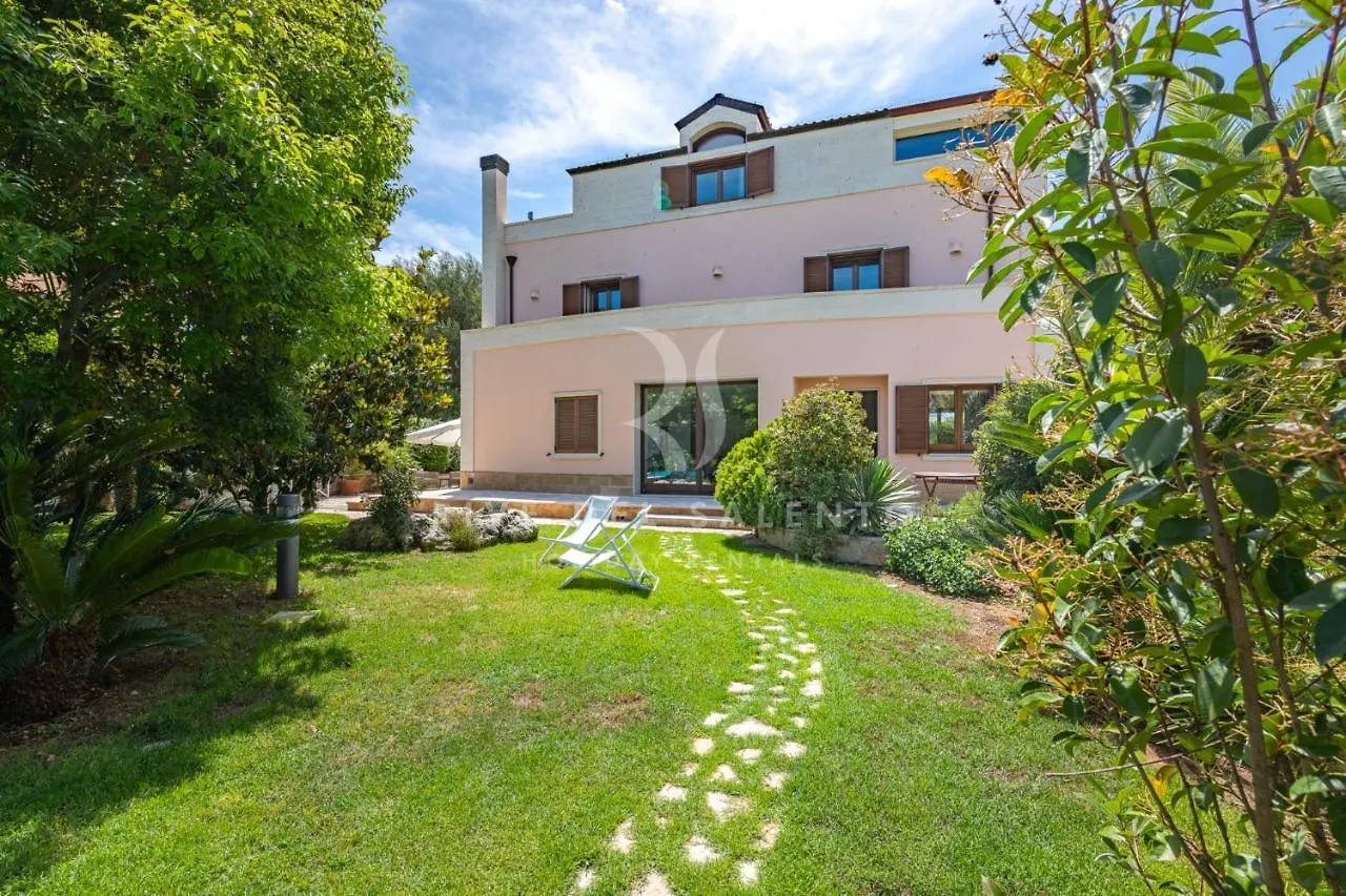 Villa Rapolla By Rivedelsalento Lecce