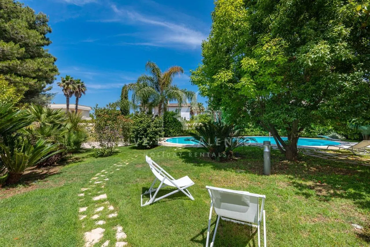 Villa Rapolla By Rivedelsalento Lecce Italia
