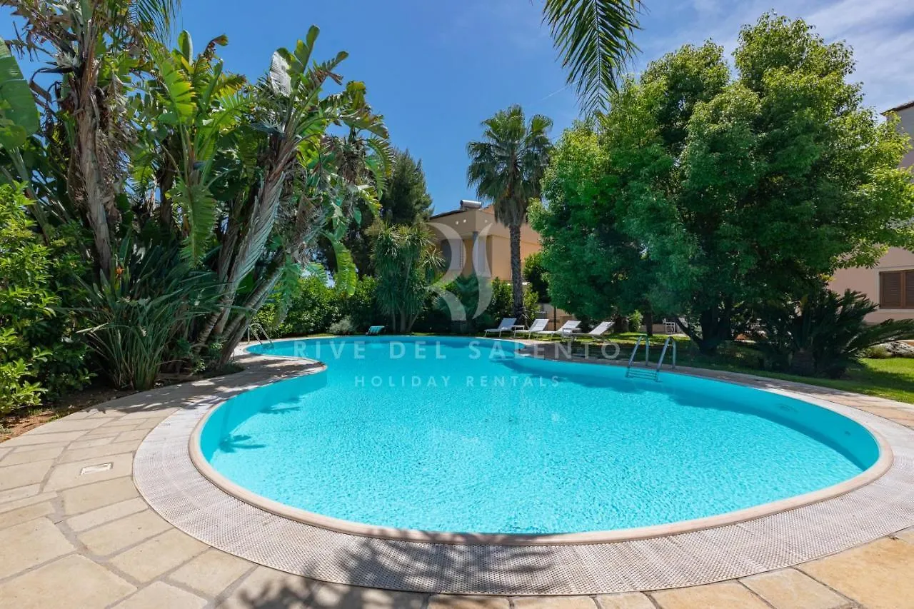 Villa Rapolla by RivedelSalento Lecce