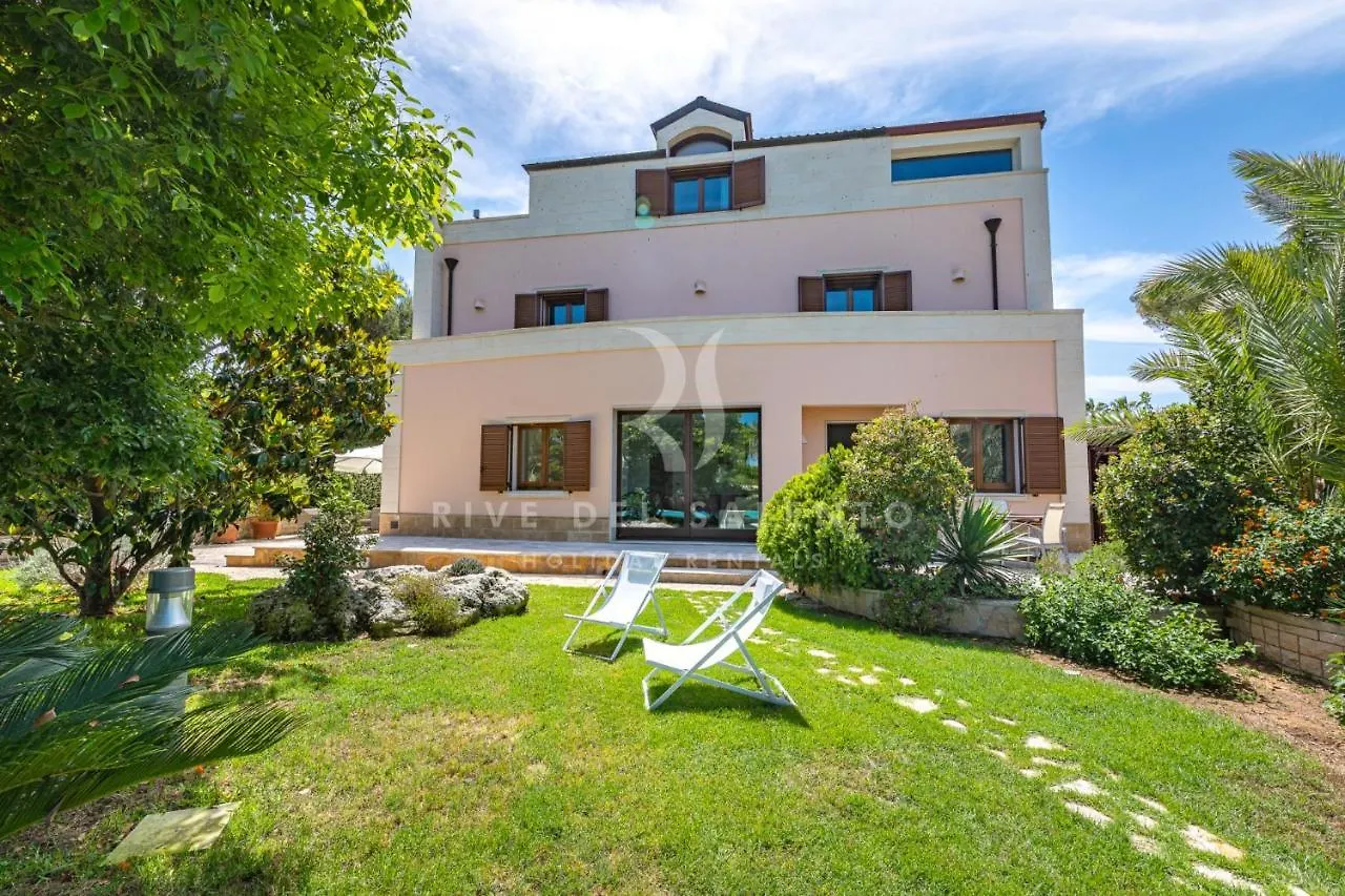 Villa Rapolla by RivedelSalento Lecce